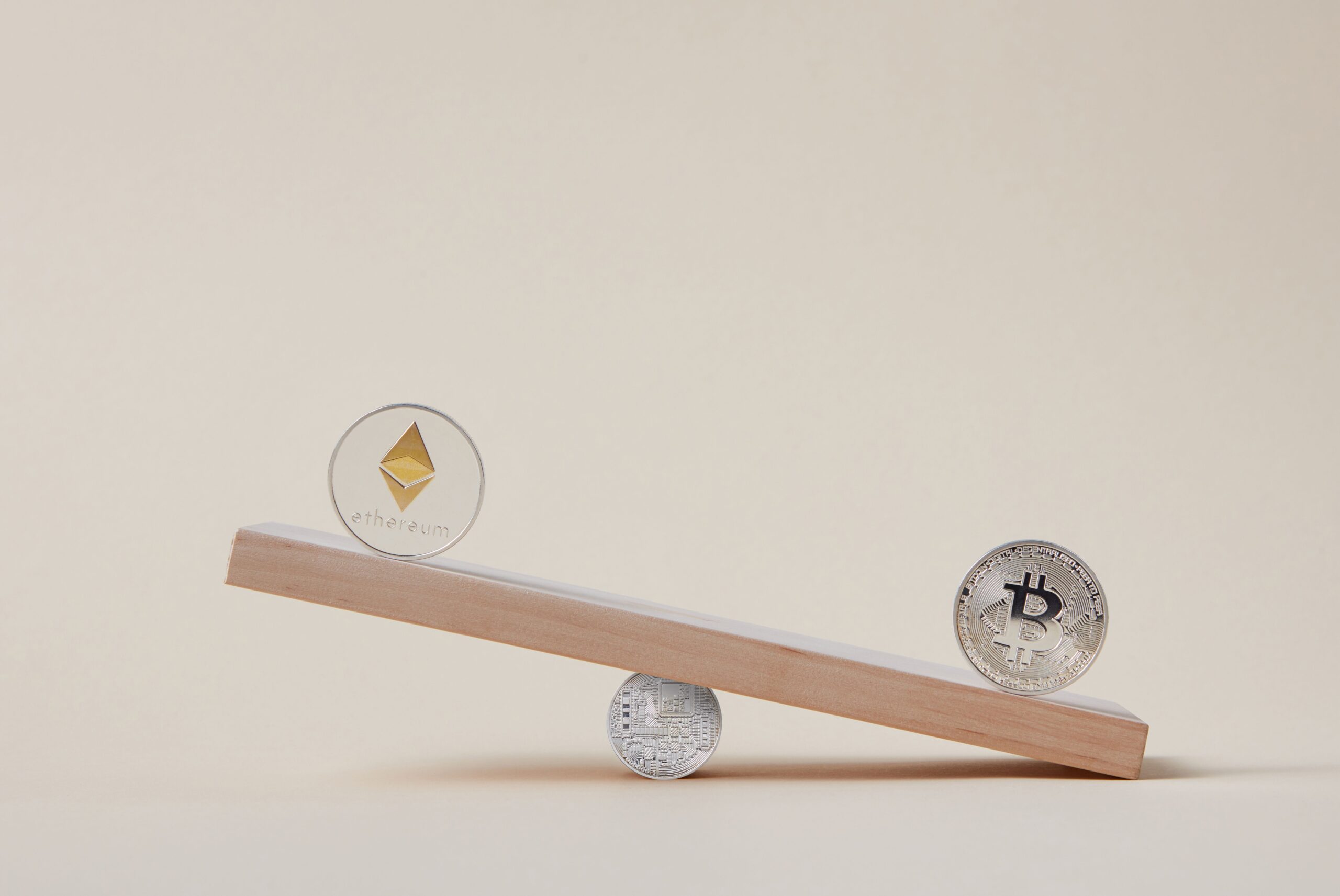pexels-ds-stories-7267500 UK tax treatment of bridging crypto tokens