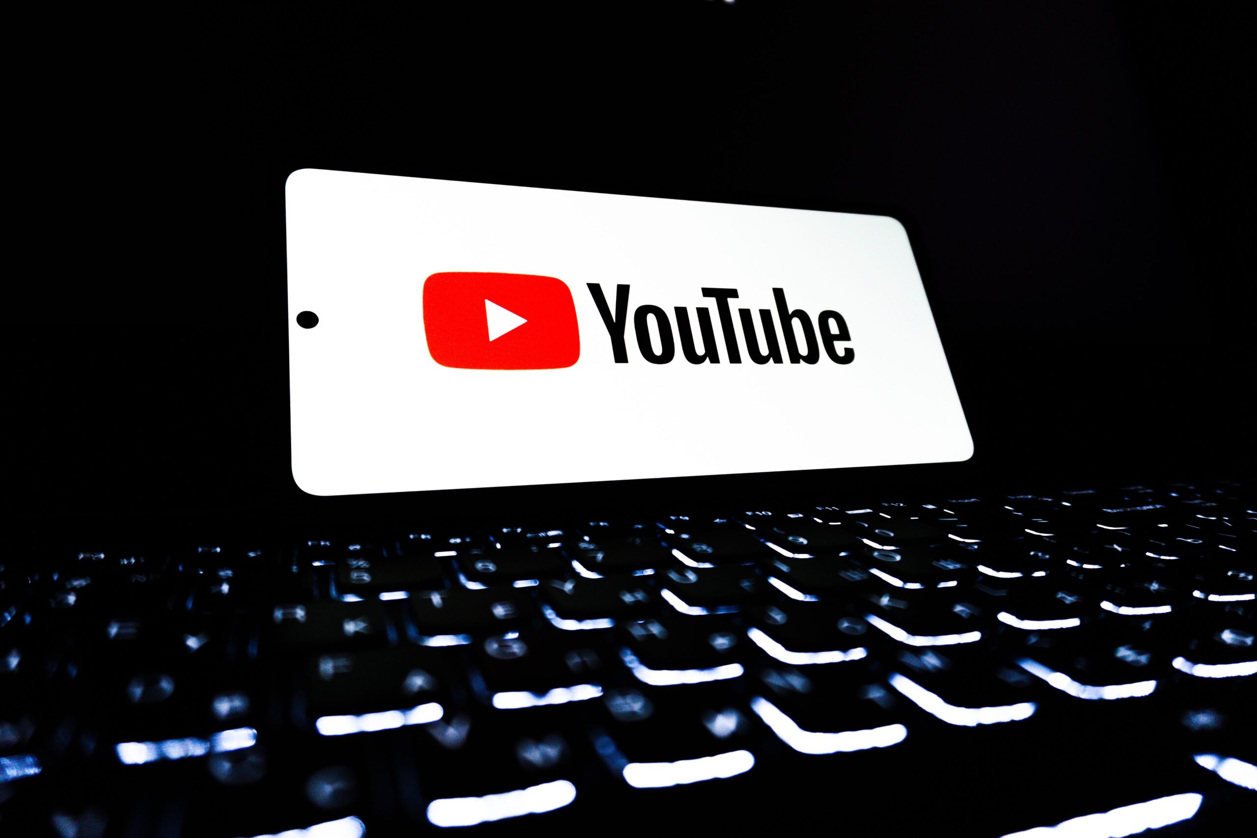 pexels-zulfugarkarimov-33440447 Form W-8BEN for UK YouTubers
